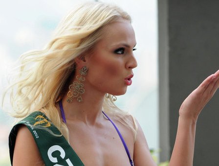 Титул «Мисс Земля — 2012» достался блондинке из Чехии