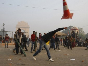 В Нью-Дели за день пострадали более 140 демонстрантов