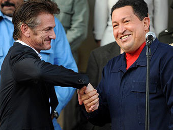 Шон Пенн приехал на митинг в поддержу Чавеса