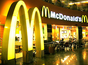 «МакДональдс» построит 28 ресторанов в областных центрах и Минске
