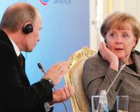 Ангела Меркель в шоке от предложения Путина обменяться футбольными сборными