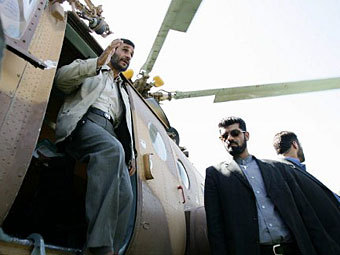 У вертолета Ахмадинежада поймали шпиона
