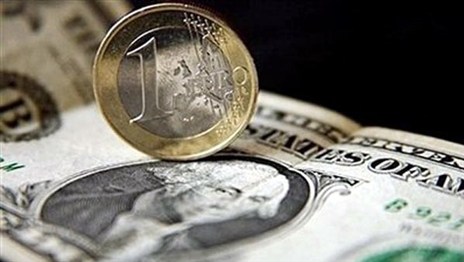 Резиденты Беларуси бьют рекорды по продаже валюты