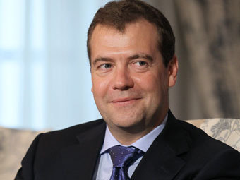 Медведев пообещал России 8 триллионов рублей от шельфа