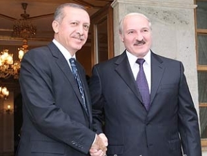 Лукашенко зовет вновь избранного президента Турции в Беларусь