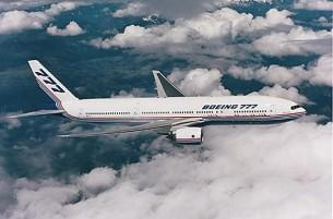 Boeing 777-200  малайзийский авиакомпании с пассажирами на борту пал в море