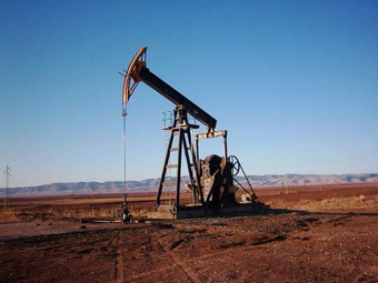 Евросоюз ввел эмбарго на сирийскую нефть