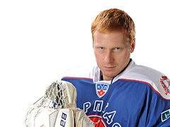 Голкипер Виталий Коваль признан лучшим хоккеистом Беларуси в сезоне-2011/12