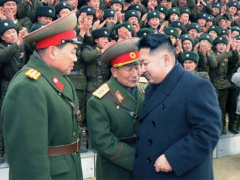 Северокорейская армия присягнула Ким Чен Ыну