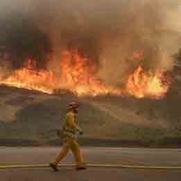 Крупные пожары в Калифорнии: сотни людей эвакуированы