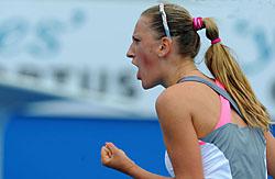 Азаренко вышла в третий круг теннисного турнира в Токио