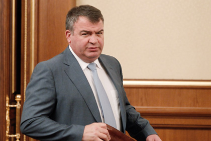 Госдума отказалась расследовать деятельность Сердюкова