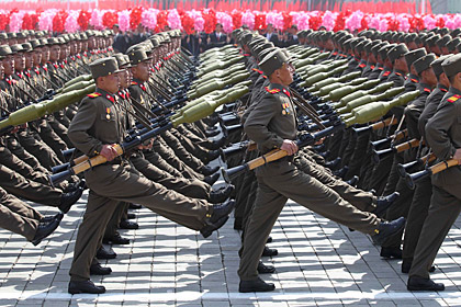 В КНДР введено военное положение