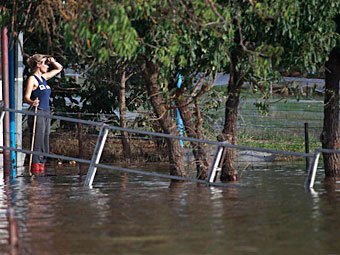Австралийский город эвакуировали из-за наводнения