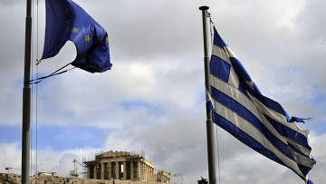 Греция официально ввела принудительные меры по реструктуризации долга