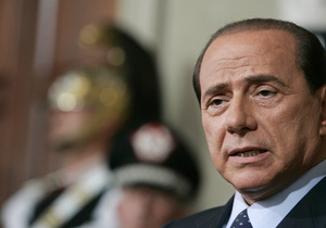 Акции протеста с требованием отставки Берлускони проходят в Италии