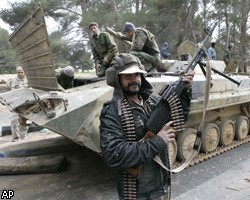 Войскам Каддафи удалось отбить у повстанцев нефтяной порт
