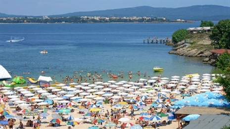 На курорте в Болгарии отравились белорусские школьники