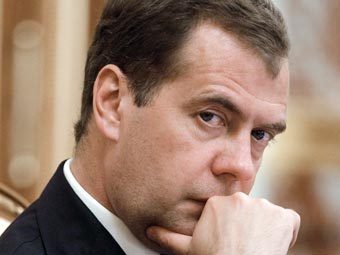 Медведев пообещал разрушить «Карфаген» высшего образования