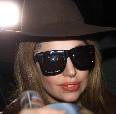 Леди Гага стала второй «иконой десятилетия»