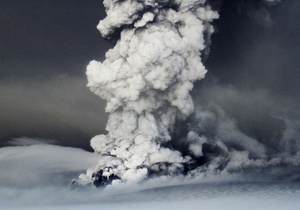Исландский вулкан прекратил извергаться