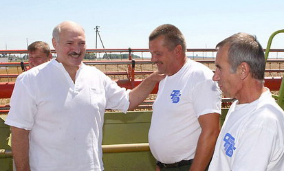 Лукашенко: спрос за уборку урожая будет жесточайший