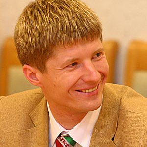 Третью белорусскую бронзу на Паралимпиаде завоевал Василий Шаптебой (биатлон)
