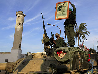 Перелом в Ливии: Каддафи готов расправиться с повстанцами в Бенгази за 48 часов