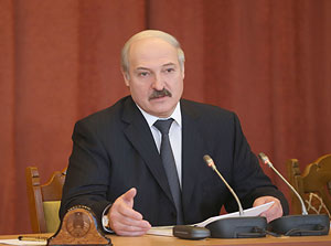Лукашенко намекнул на то, что науку должно финансировать не только государство