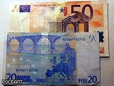 Многострадальный евро отмечает 10-летие обращения