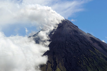 При извержении филиппинского вулкана погибли пять альпинистов