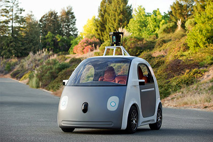 Google выпустит автомобиль без руля (Видео)