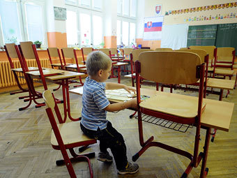 Словацкие школы остались без учителей
