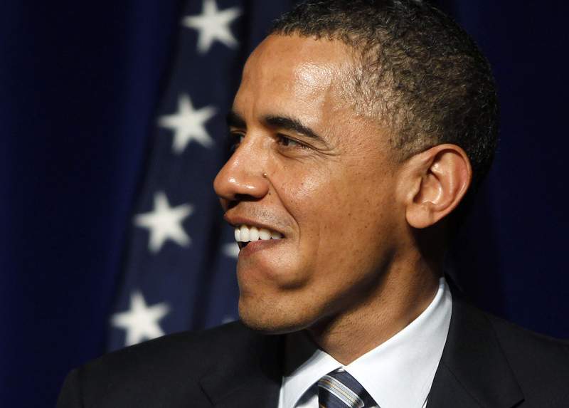 Обама пробежался по Белому дому для ролика о здоровом образе жизни (Видео)