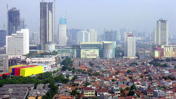 Пожар уничтожил 150 домов в Джакарте, пока хозяева отмечали праздник