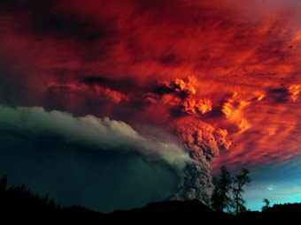 Чилийский вулкан нарушил авиасообщение в Австралии и Южной Америке